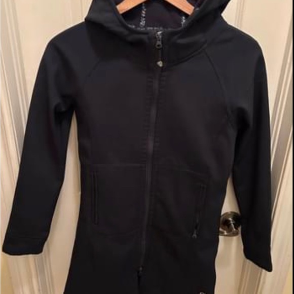 Lululemon Jacket With Hoodie Size 2 - Picture 2 of 4